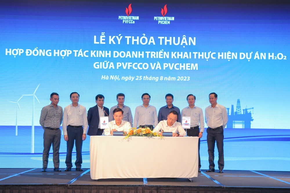 PVChem và  nỗ hu
 ký kết hợp đồng hợp tác kinh doanh dự án Nhà máy sản xuất nước Oxy già